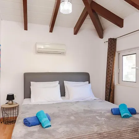 Renthub At Kolympia *