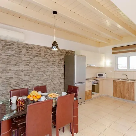 Villa Renthub At Kolympia *