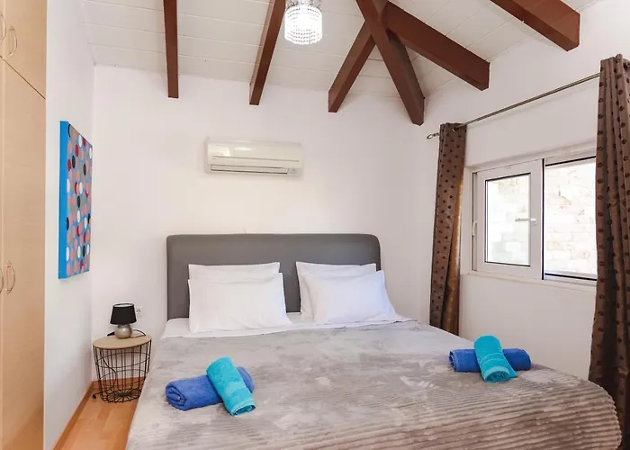 Renthub At Kolympia *