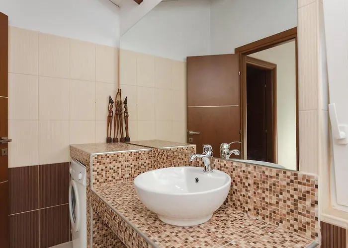 Renthub At Kolympia *